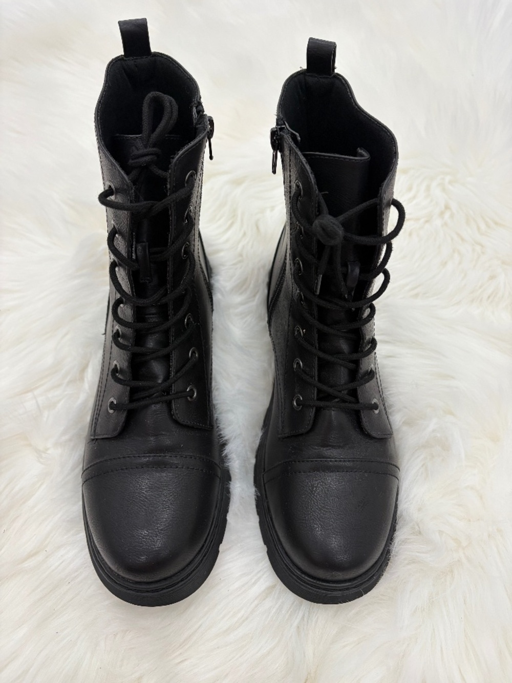Arizona Jean Co Womens Queen Flat Heel Combat Boots - Size 10